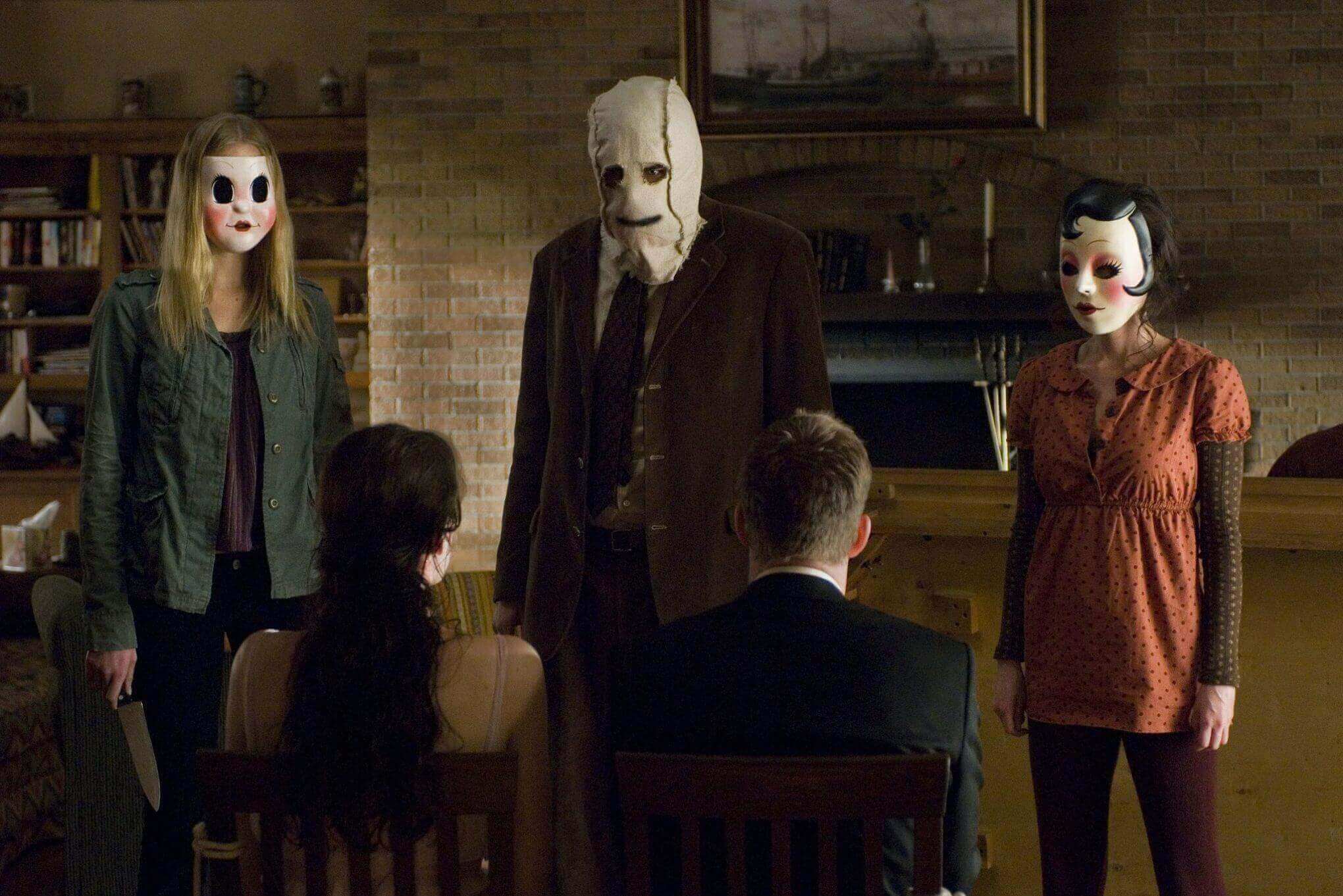 the strangers 2008 10 Great Horror Movies That Are Way Better Than Their Low Rotten Tomatoes Scores 13 the strangers 2008
