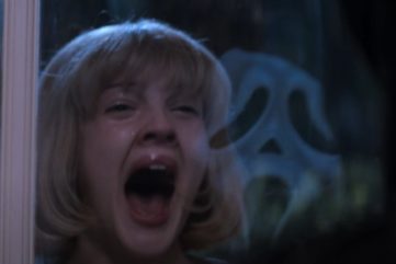 scream movie drew barrymore 1996